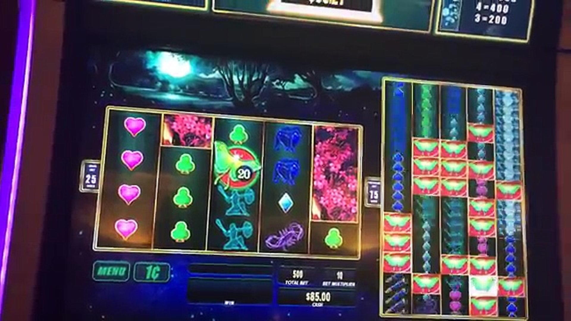 EURO 810 Mobile freeroll slot tournament at Casino Max