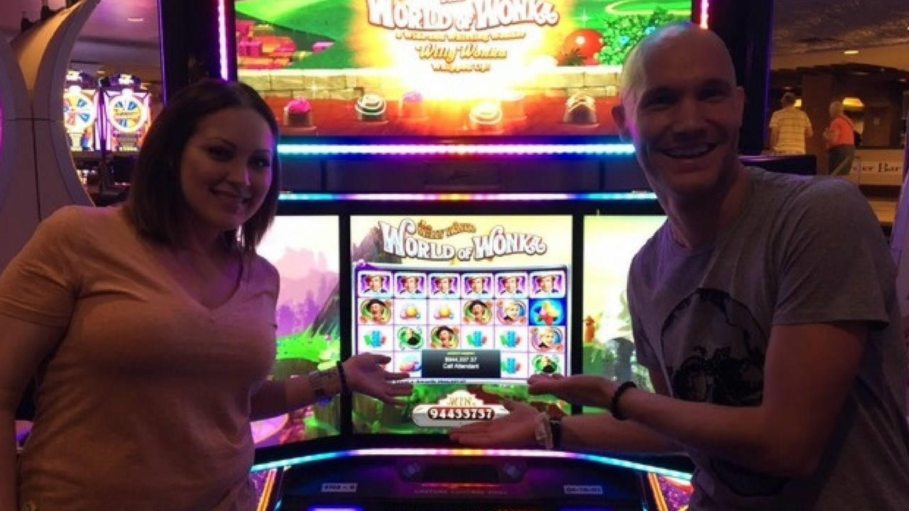 £285 Free casino chip at Royal Ace Casino