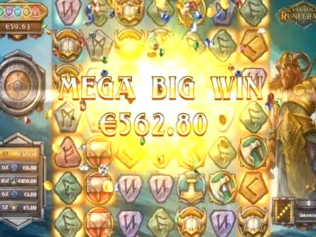 44 FREE SPINS at CoolCat Casino