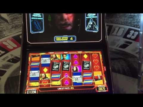 €390 Casino Chip at CoolCat Casino