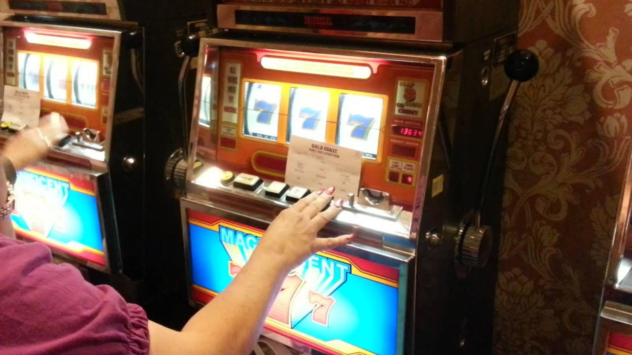 ﻿$815 Mobile freeroll slot tournament at Royal Ace Casino
