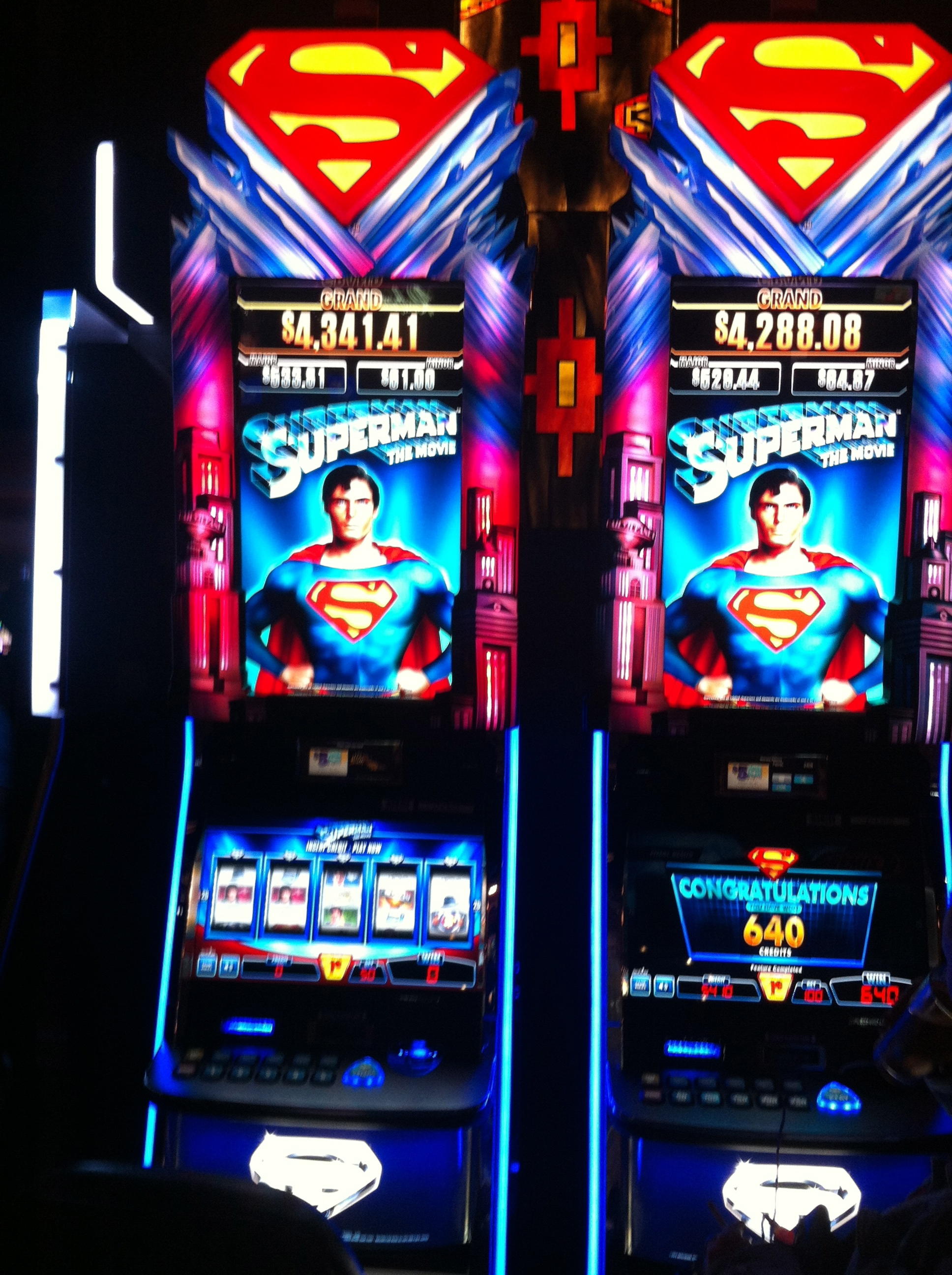 EURO 100 Free Casino Ticket at Cherry Jackpot Casino