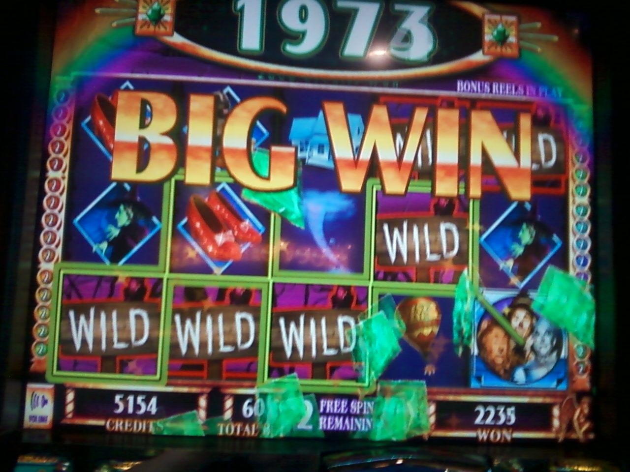 525% Casino match bonus at Vegas Crest Casino