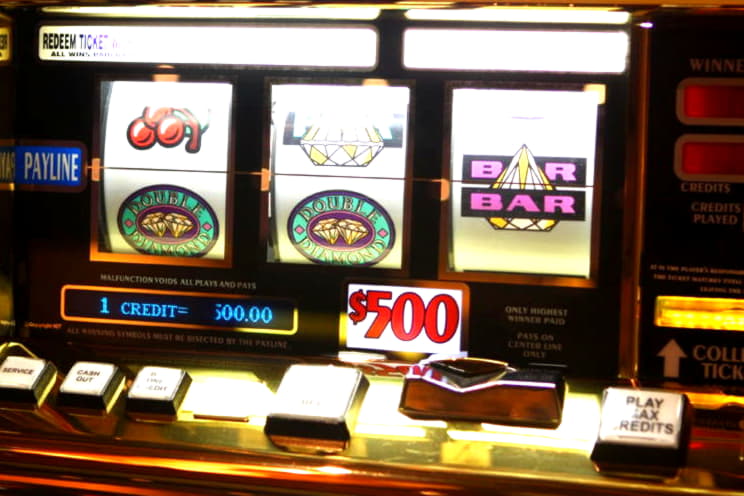 110 free spins casino at Treasure Island Jackpots Casino (Sloto Cash Mirror)