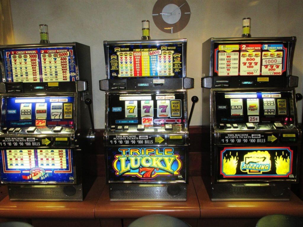EURO 3435 No Deposit Bonus Code at Lucky Red Casino