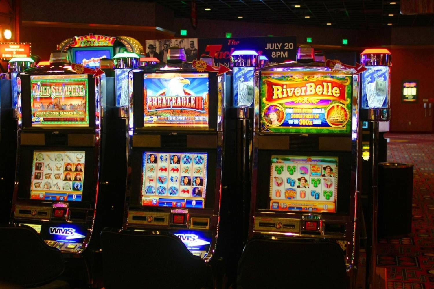 $333 Casino tournaments freeroll at Roaring 21 Casino