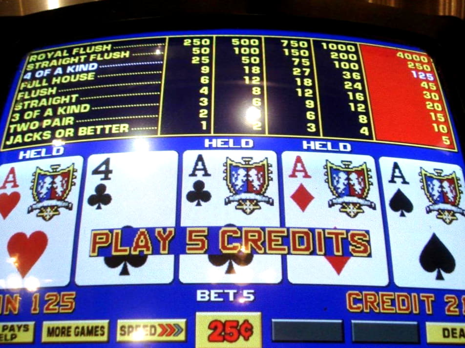 EURO 4195 no deposit bonus at Supernova Casino