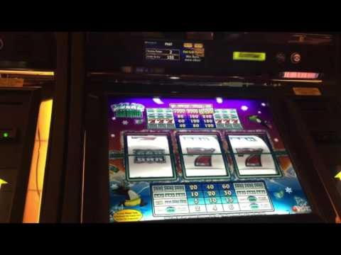 250 free spins no deposit at Casino Max