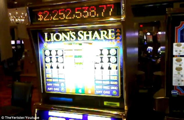 £235 Mobile freeroll slot tournament at Cherry Gold Casino