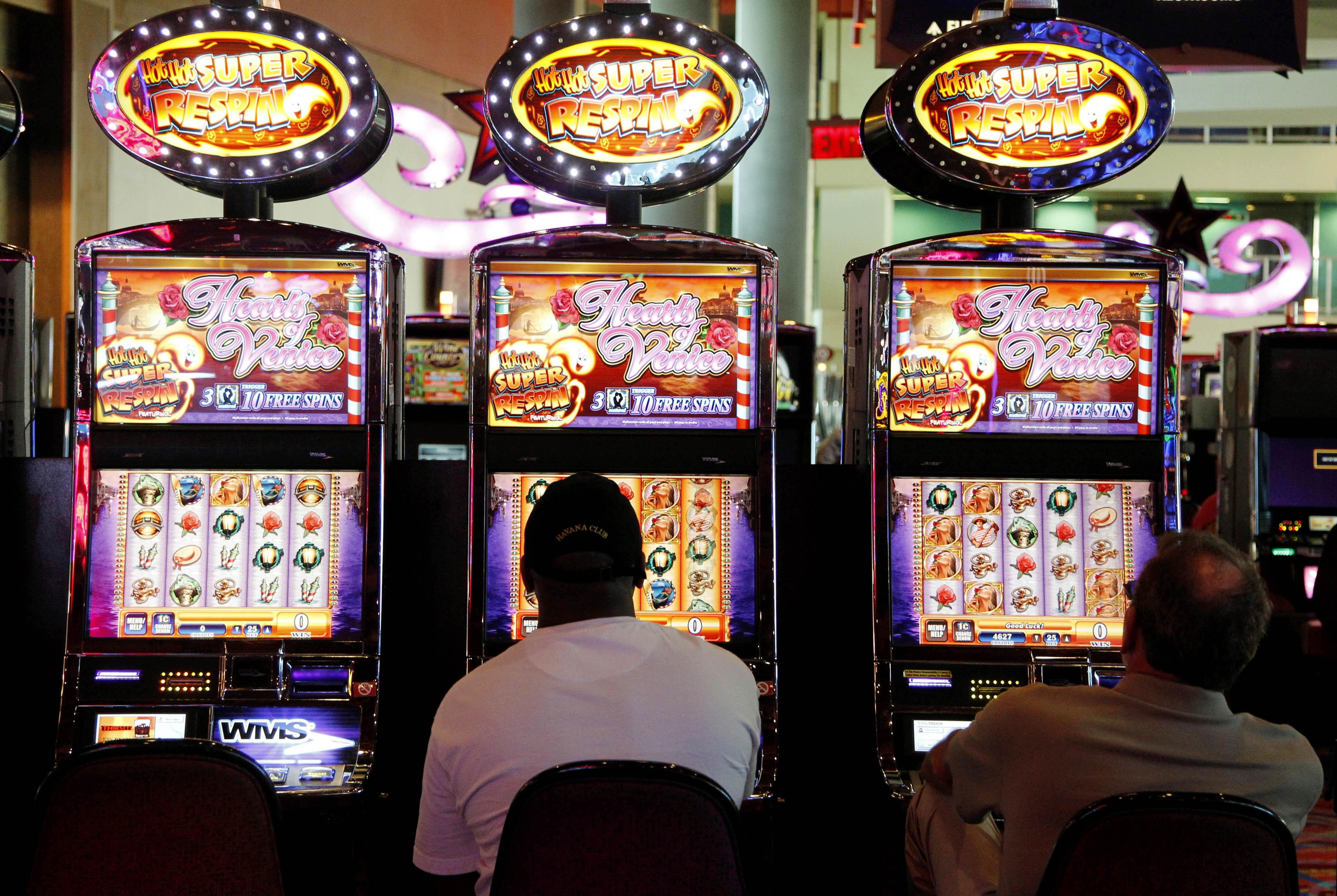155 Free Casino Spins at Cherry Gold Casino